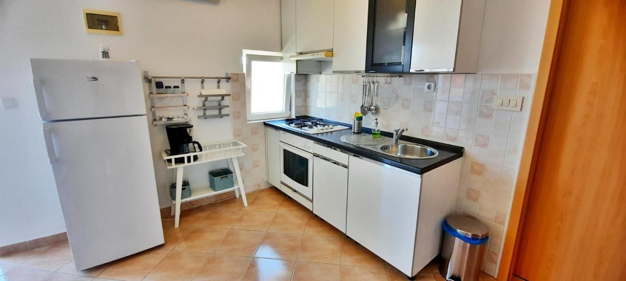 Marija * Betina (Sibenik-Knin)